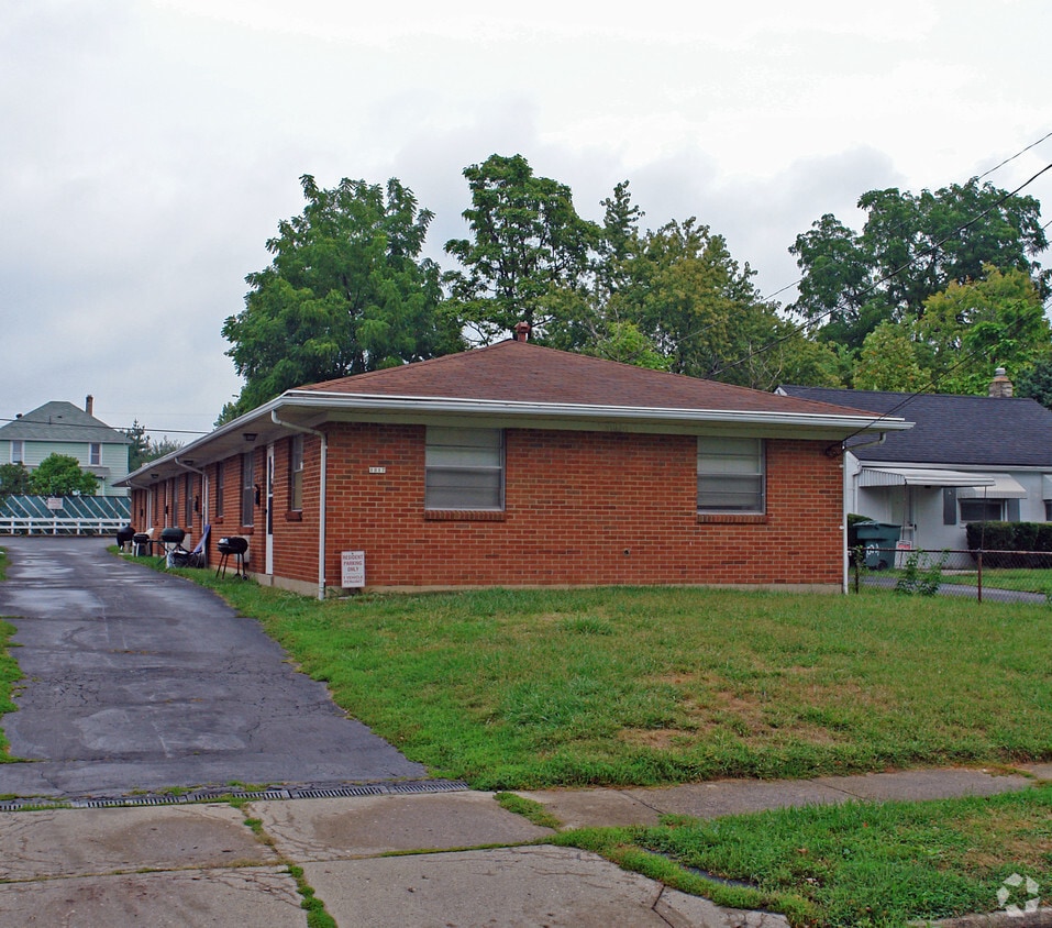 Primary Photo - 1015 Donald Ave