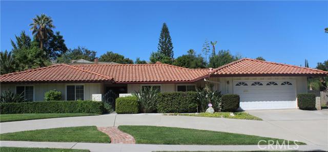 Primary Photo - 1560 Country Club Dr