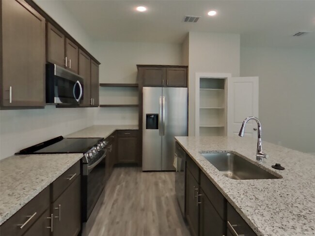 Foto del edificio - 22805 Terrazzo Dr