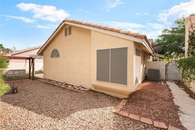 Foto del edificio - 8220 Desert Beach Dr