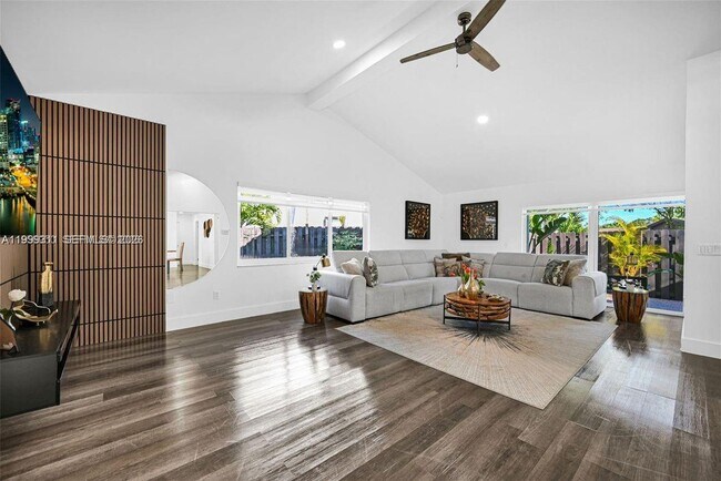 Foto del edificio - 13416 SW 108th St Cir N