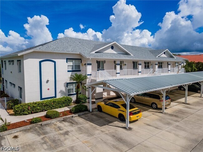 Foto del edificio - 5612 Rose Garden Rd