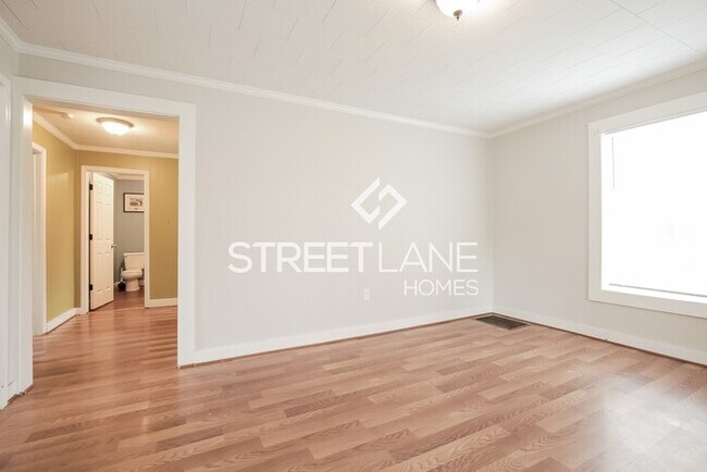 Foto del edificio - Charming 2 Bedroom in Lexington!