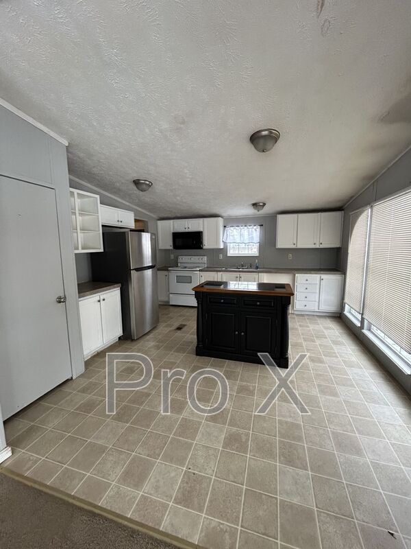 Foto del edificio - 1116 W 1st St