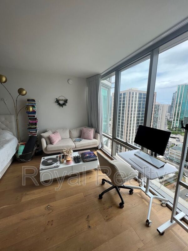 Foto del edificio - 1001 Queen St