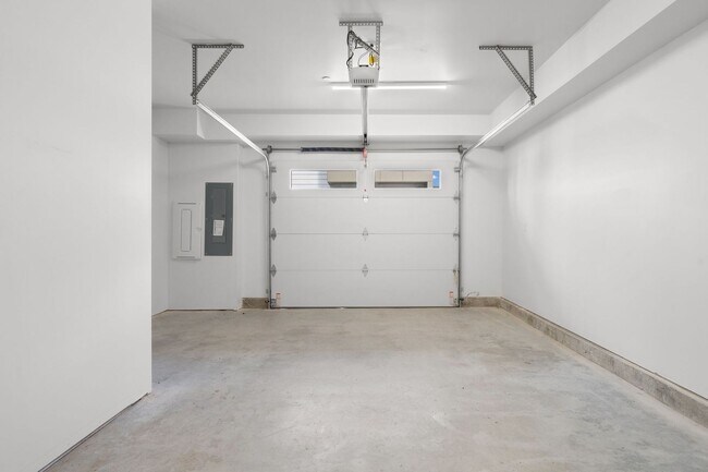 Foto del edificio - 524 13th Ave SE