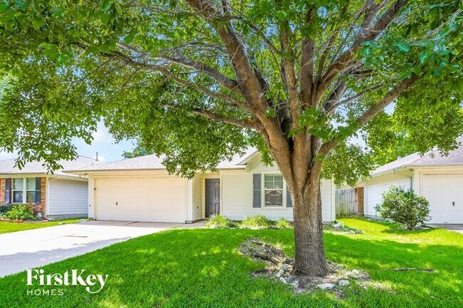Foto del edificio - 19943 Crested Hill Ln