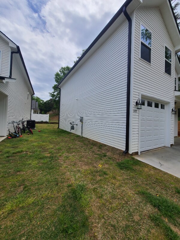 Building Photo - 8 Solis Ct