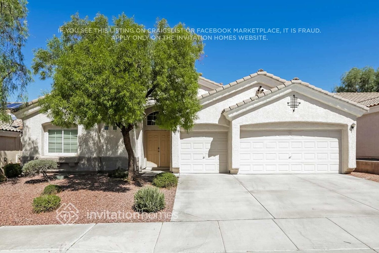 Primary Photo - 2124 Paganini Ave