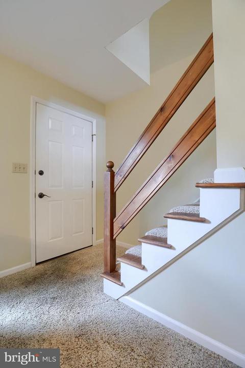 Building Photo - 3863 Kings Arms Ln
