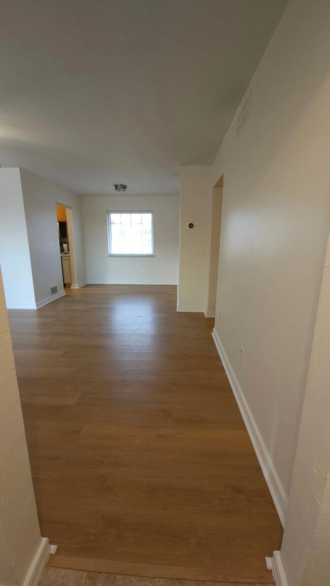 Foto del edificio - 2717 Clermont Pl