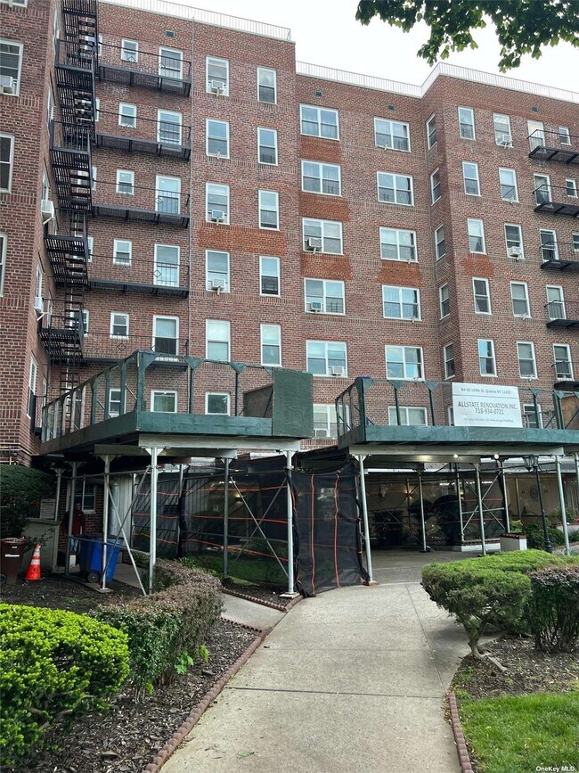 Building Photo - 84-50 169th St