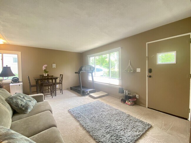 Foto del edificio - 1117 Kay Pkwy