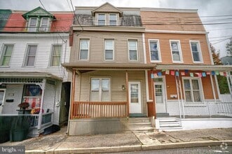 Building Photo - 1102 Willow St