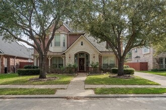 Building Photo - 6010 Serrano Terrace Ln