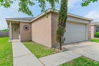 Building Photo - 16530 Peyton Ridge Cir