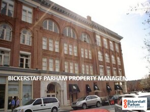 Building Photo - 1204 1st Ave