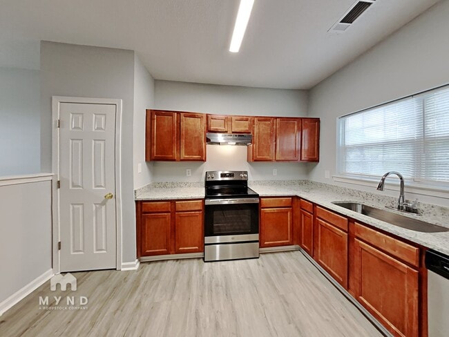 Building Photo - 2379 Coach Way