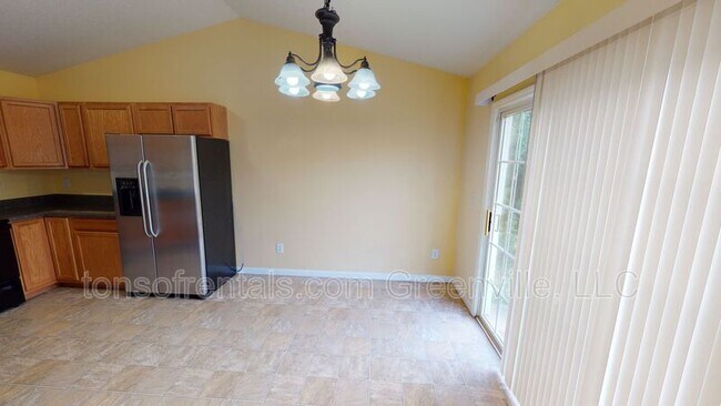 Building Photo - 204 Juniper Leaf Way