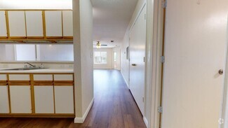 Building Photo - 515 Southwest Pky