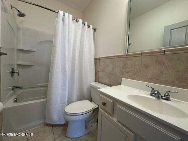 Foto del edificio - 865 Arnold Ave