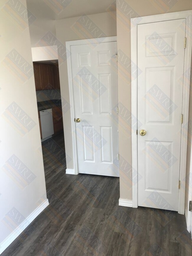 Building Photo - 2229 West Ridge-