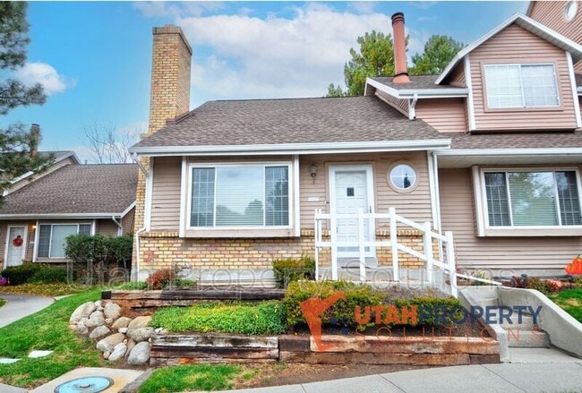 Building Photo - 627 Ashbrook Cir
