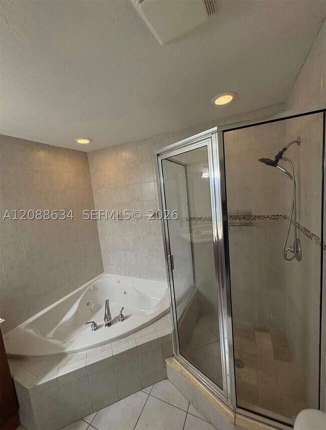 Foto del edificio - 704 SW 4th Ave