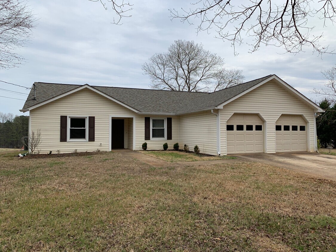 Primary Photo - 145 Ridge Rd