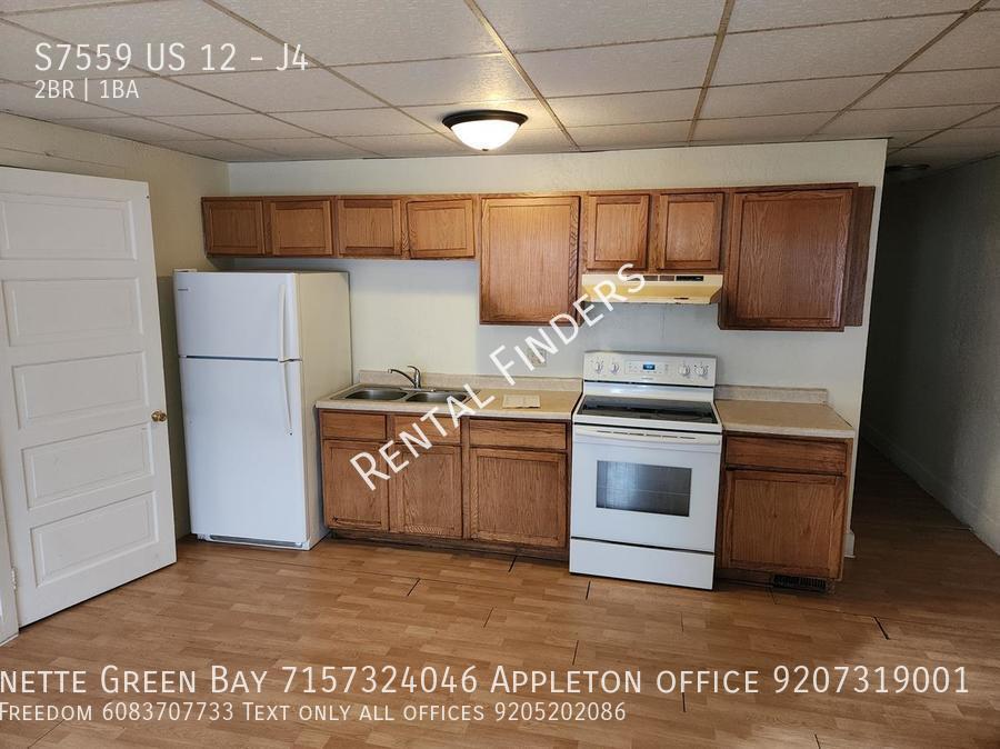 S7559 US12 Unit J4, North Freedom, WI 53951 Room for Rent in North