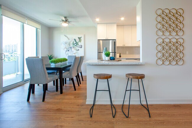 Photo du bâtiment - Harbourview Apartments