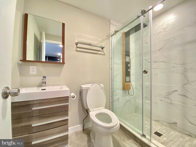 Foto del edificio - 1 W Main St