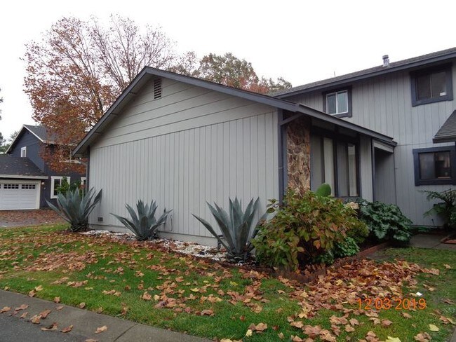 Foto del edificio - 2335 Copperfield Dr