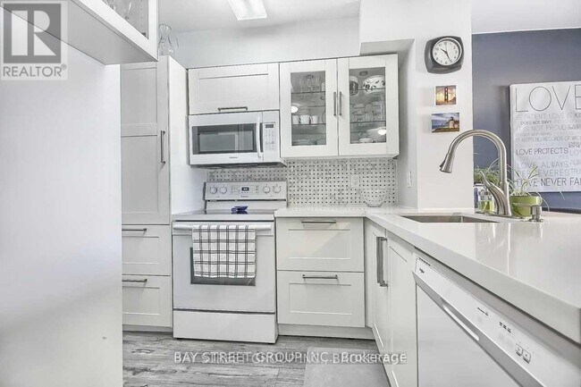 Photo du bâtiment - 39 Oneida Crescent