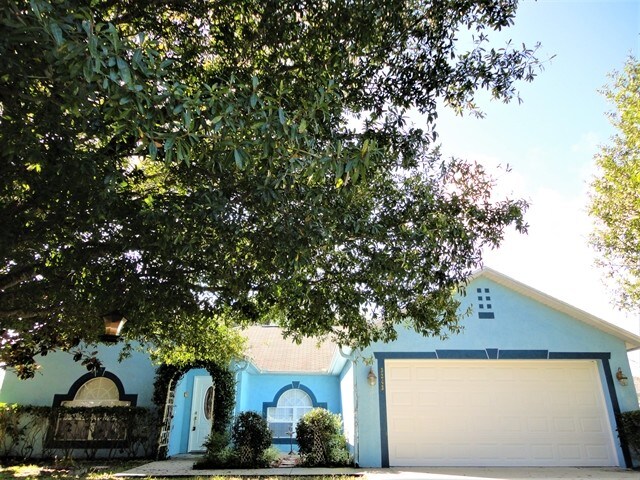 Foto principal - 3243 Scenic Woods Drive