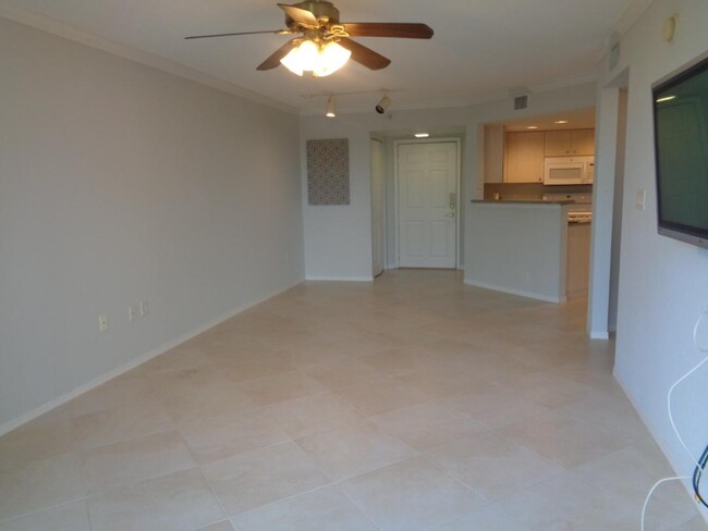 Building Photo - 1801 N Flagler Dr