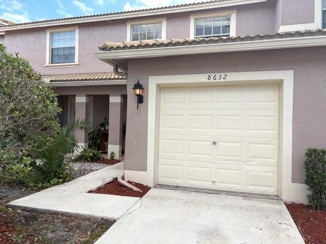 Foto principal - 8632 S Southgate Shores Cir