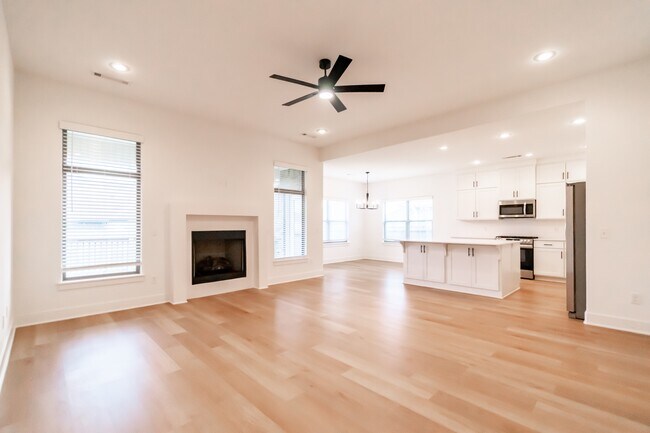 Foto del edificio - 535 Wagon Wheel Ave