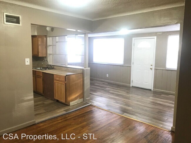 Building Photo - 7013 Winchester Dr