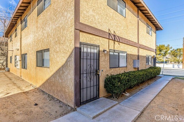 Foto del edificio - 232 E Lancaster Blvd