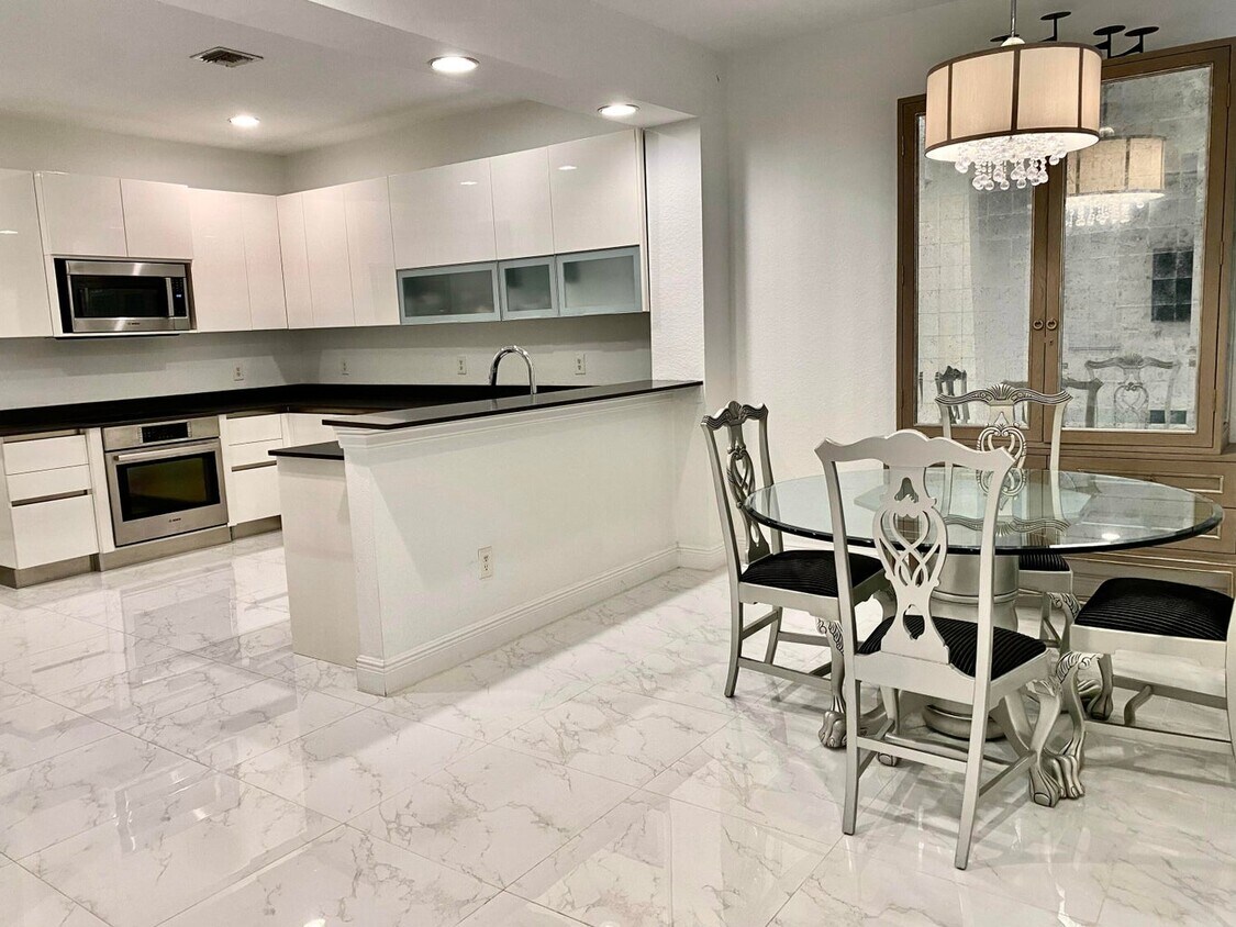 Foto principal - 850 Millbrae Ct