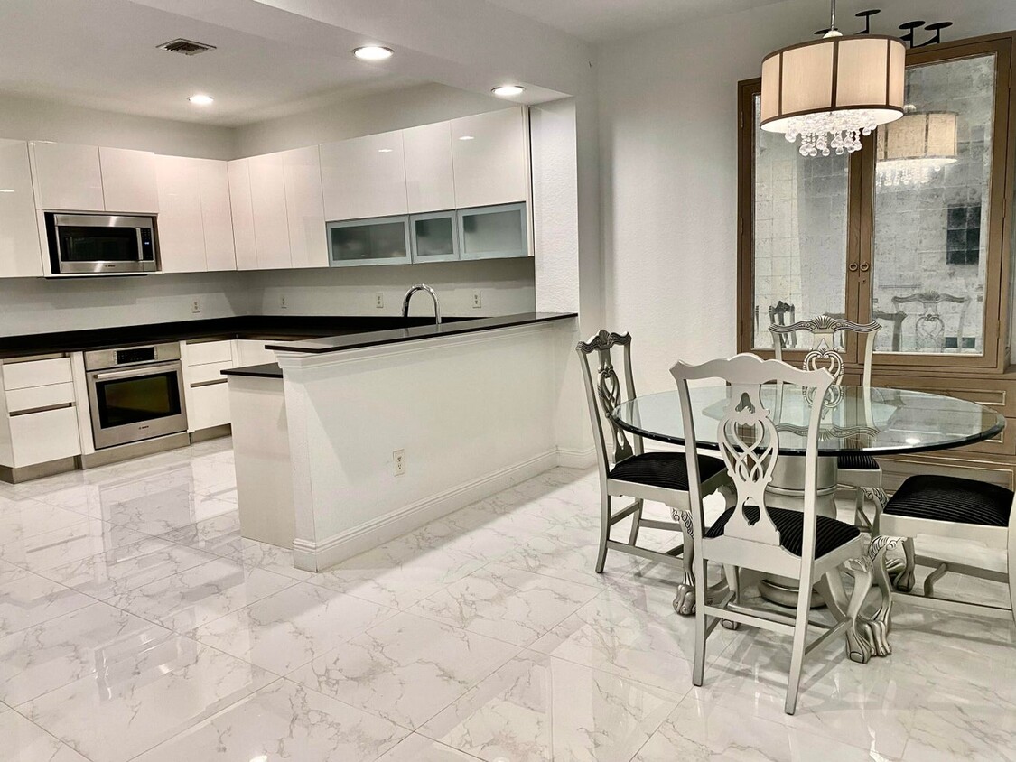 Primary Photo - 850 Millbrae Ct