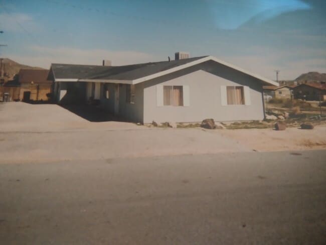 Building Photo - 58718 29 Palms Hwy