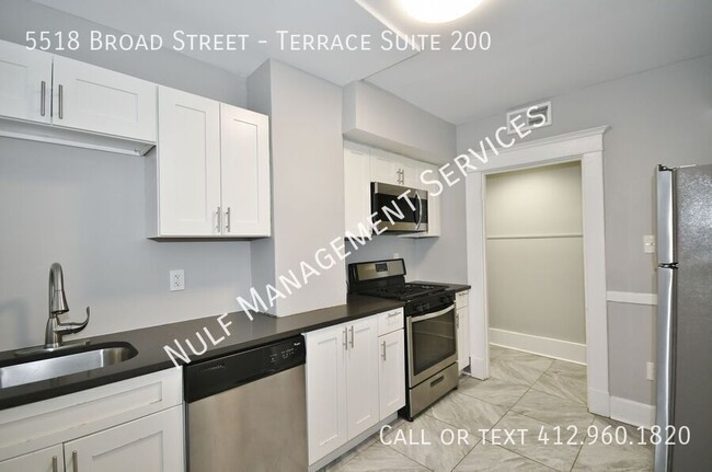 Foto del edificio - 5518 Broad St