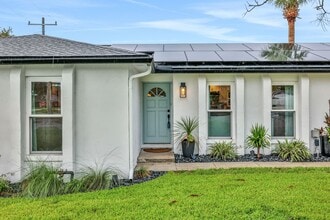 Building Photo - 4105 Seabreeze Dr