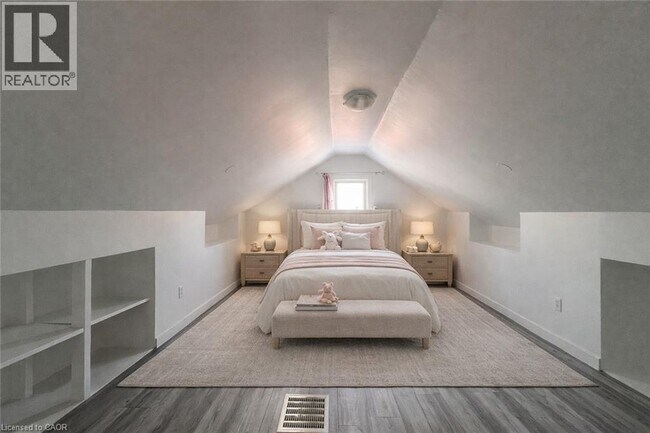 Photo du bâtiment - 168 Fifth Ave