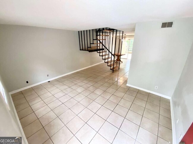 Foto del edificio - 3815 Parklane Dr