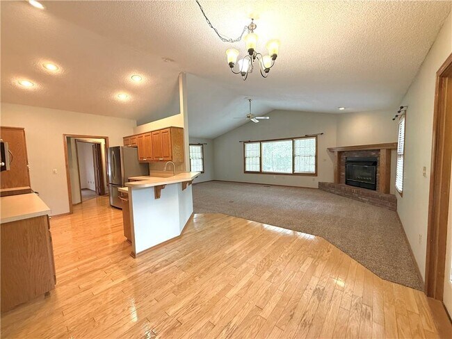 Foto del edificio - 25 Dunbarton Ln