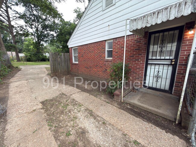 Foto del edificio - 981 Chatwood St