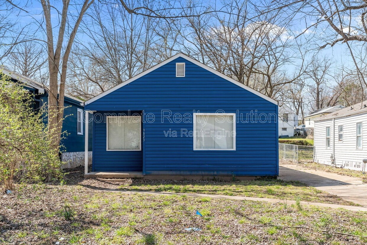 Photo - 9823 Winkler Drive